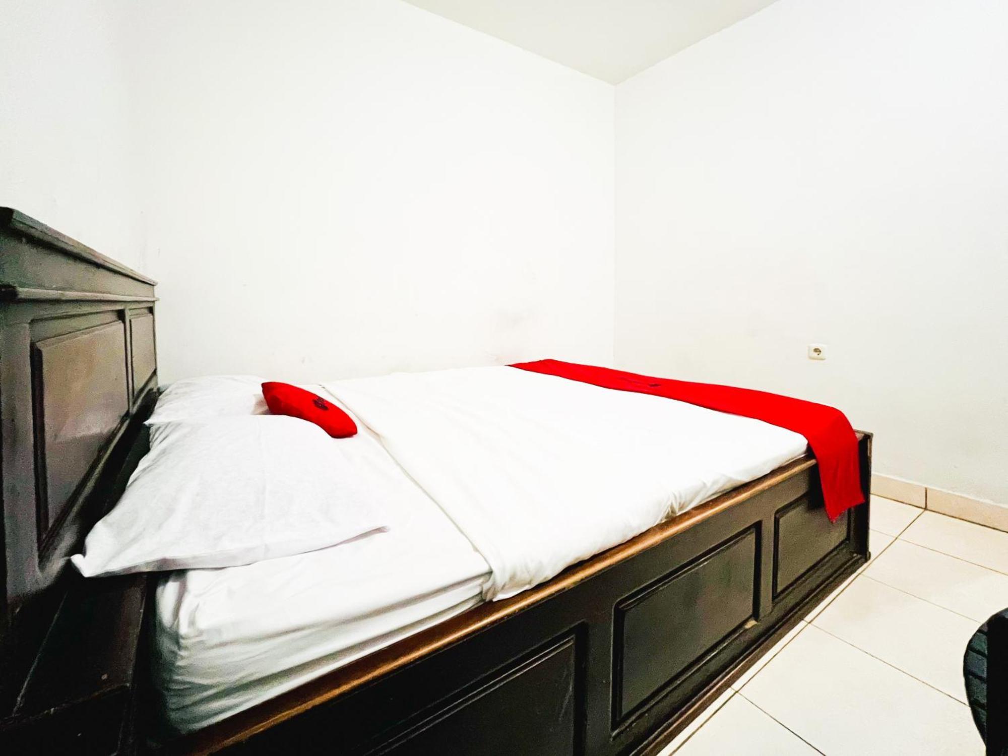 Reddoorz At Krisan Kendari Hotel Pulupanda Exterior foto